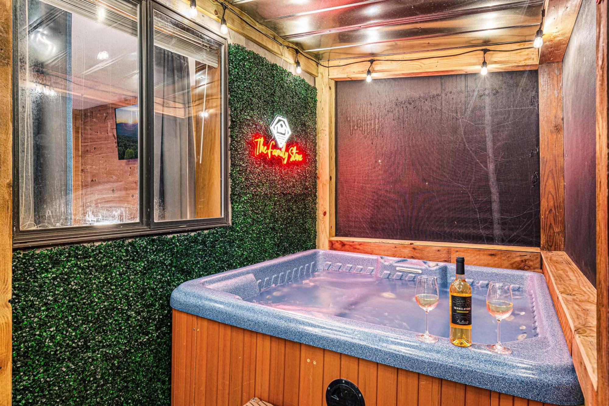 The Family Stone Luxe Cabin Sleeps 12 Hot Tub Dogfriendly Dollywood Pigeon Forge Buitenkant foto