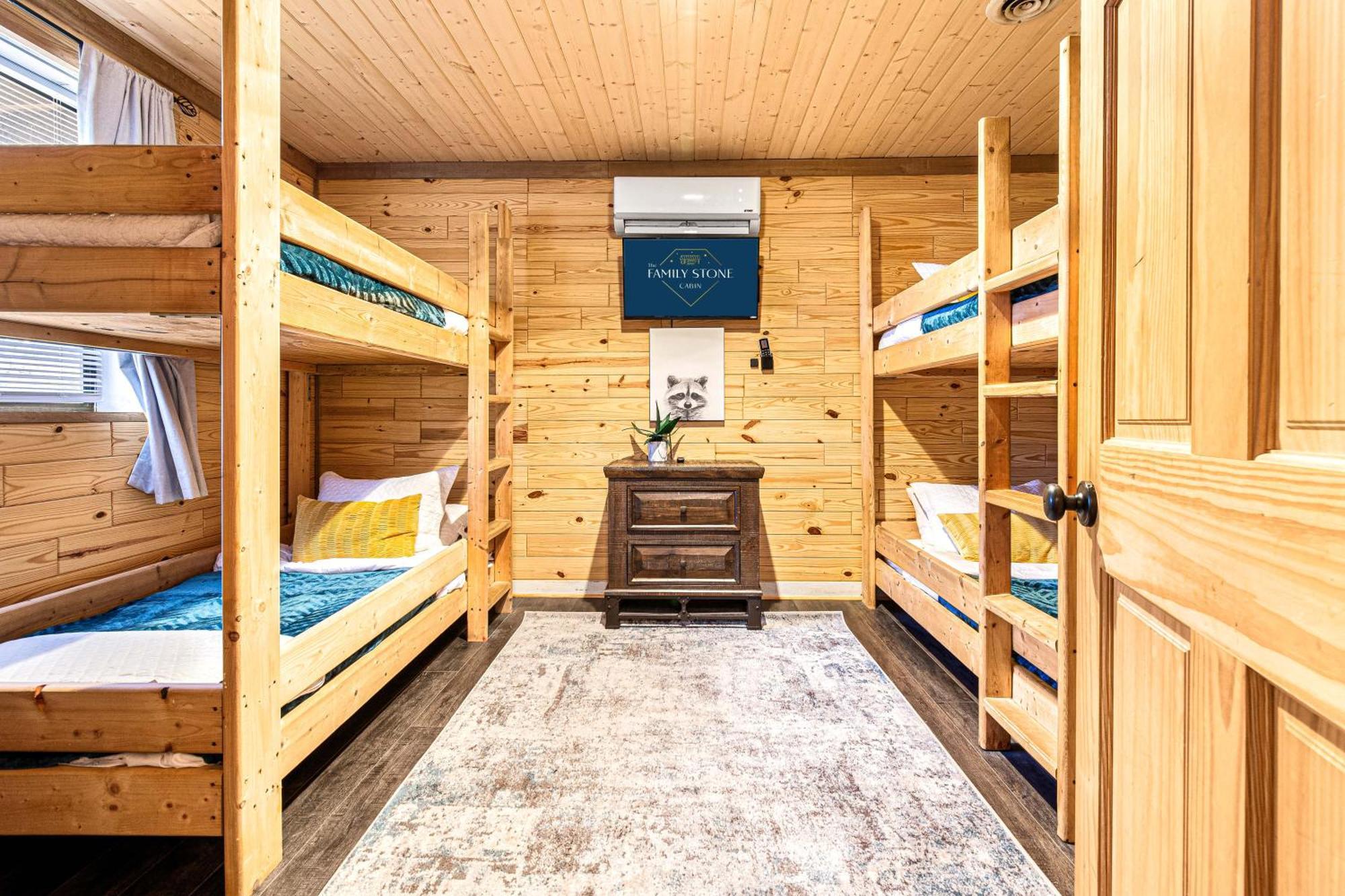 The Family Stone Luxe Cabin Sleeps 12 Hot Tub Dogfriendly Dollywood Pigeon Forge Buitenkant foto